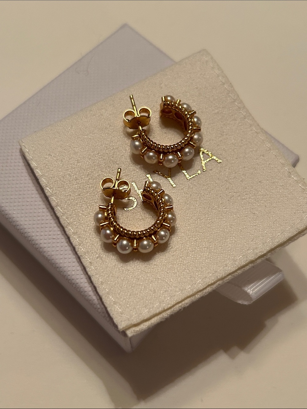 Shyla London Rosalia Pearl Hoop Earrings, NIB